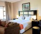 Malibu Country Lodge