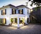 Twice Central Guesthouse