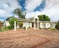Oak Lodge Guesthouse