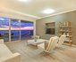 Horizon Bay 803