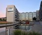 001 Harbour Bridge Hotel and Suites