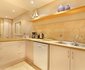 Dolphin Beach E18