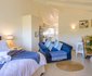 Bachelor Studio 2518