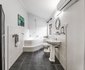34 On Bonza Guest House