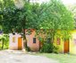 Mad Hatters Lodge and Backpackers