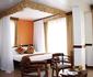 Gray's Oak Hotel