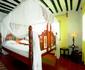 Uroa White Villa