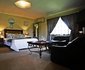 Sundowner Lodge