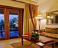 Hotel White Sands: The Beach Resort