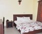 De Reggys Hotel & Suites
