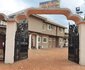 Domdest Hotel & Suites