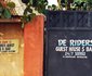 De Riders Guest House and Bar
