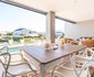 Luxurious and Welcoming Holiday Living