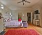 Two Oaks B&B