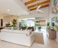 10 Silver Oak Road