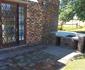 House Cottage and Contractors Manor