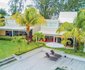 White Oaks Villas