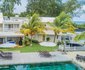 White Oaks Villas