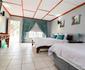 The White House Guest Lodge