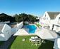 Adrift Guesthouse