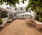 Le Ballon Rouge Guest House