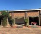 G Kennzy Guest House