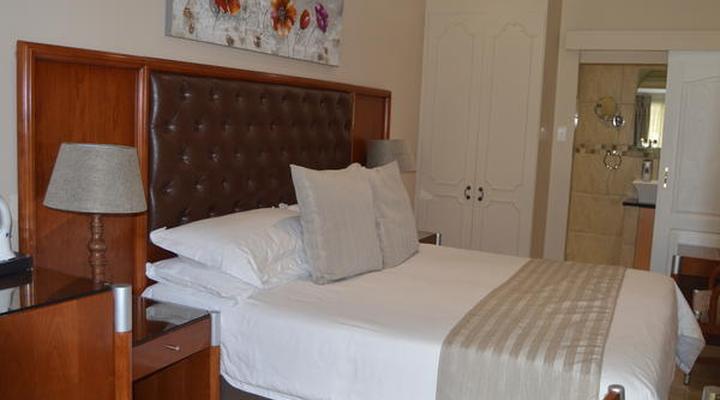 Airport Garden Boutique Hotel 