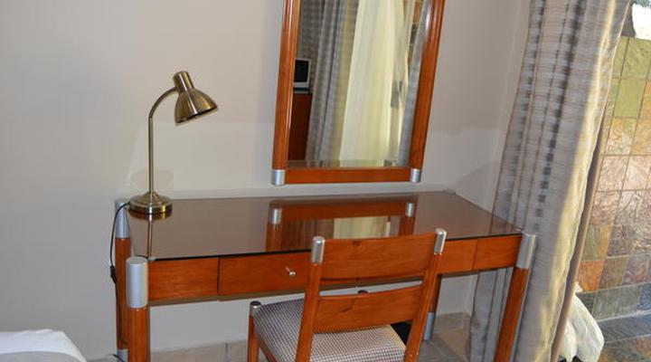 Airport Garden Boutique Hotel 