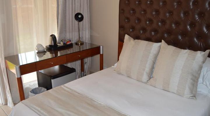 Airport Garden Boutique Hotel 