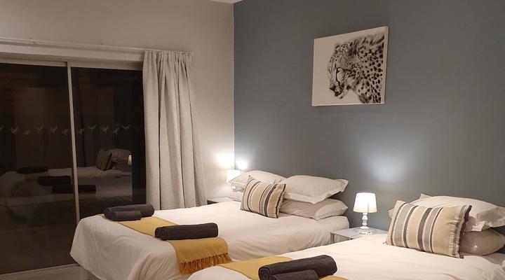 Kingfisher Creek Safari Cottages