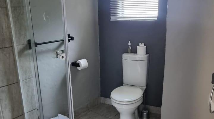 Bo Kamer Guesthouse / Livingwaters Self Catering