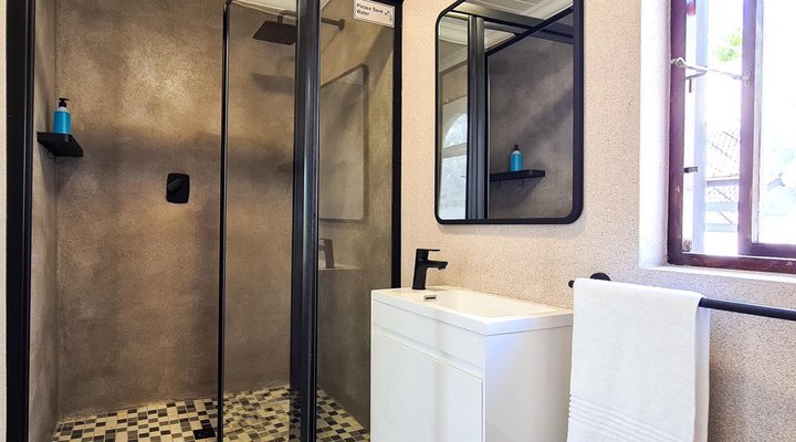 Vincent Valley Lodge