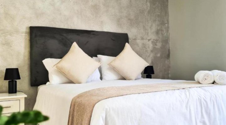 Vincent Valley Lodge