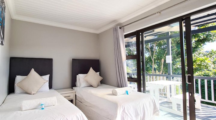 Vincent Valley Lodge