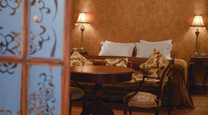 La Rochelle Guesthouse