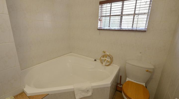 La Rochelle Guesthouse