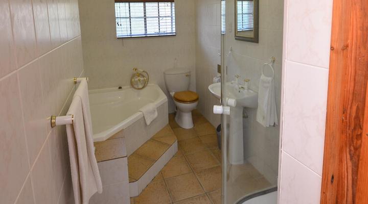 La Rochelle Guesthouse