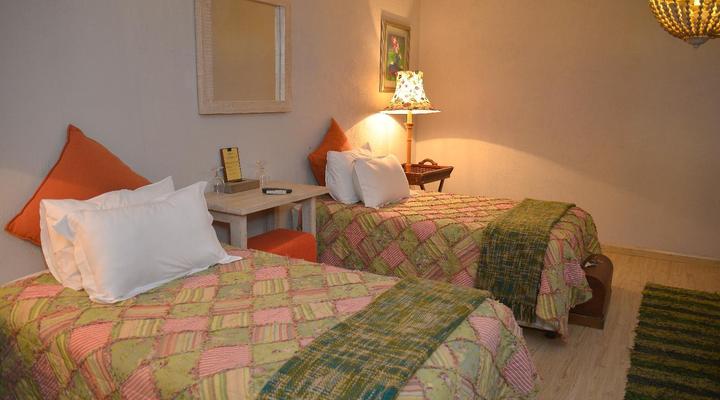 La Rochelle Guesthouse