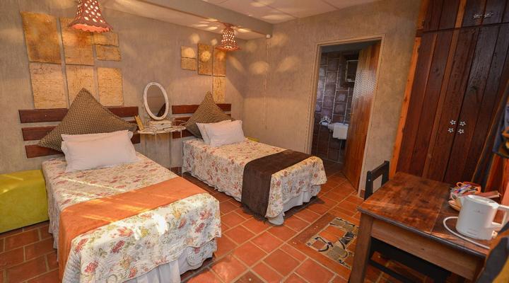 La Rochelle Guesthouse