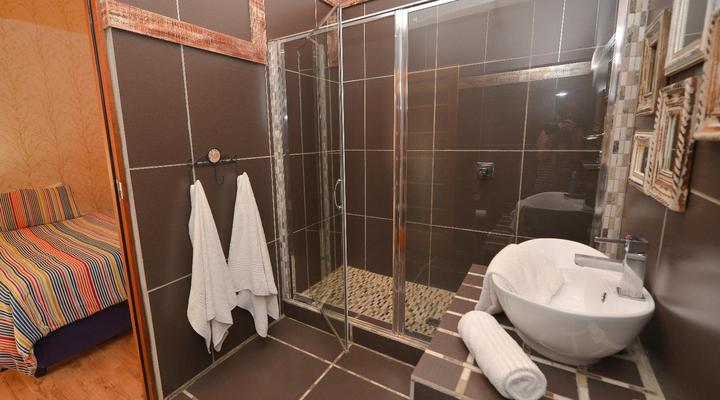 La Rochelle Guesthouse