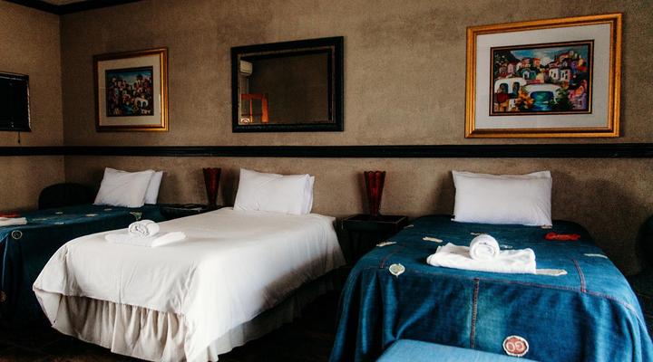 La Rochelle Guesthouse