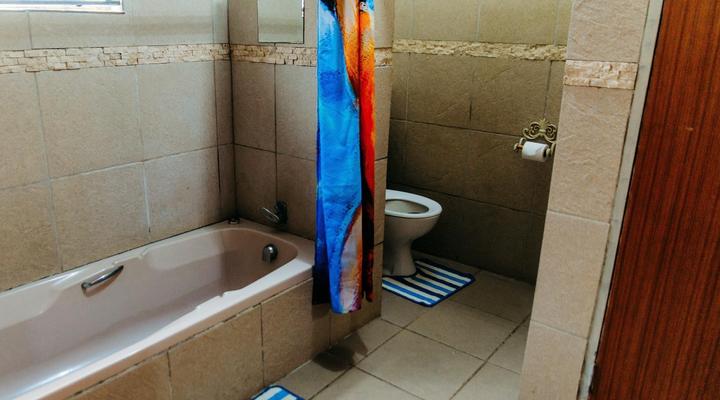 La Rochelle Guesthouse