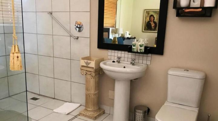 Tuscana Villa Guest House