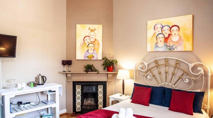 Flametree Guesthouse 