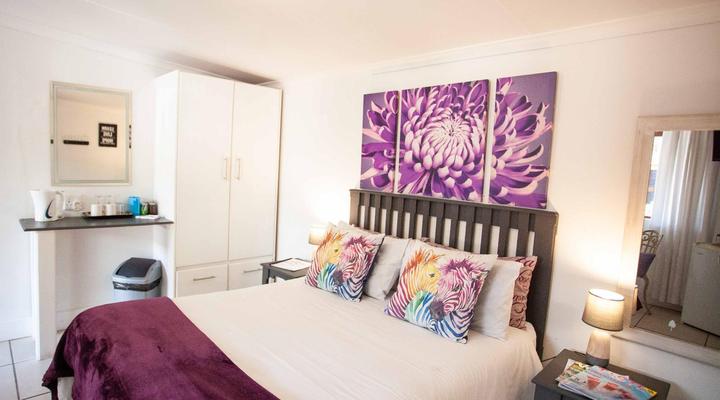 Flametree Guesthouse 