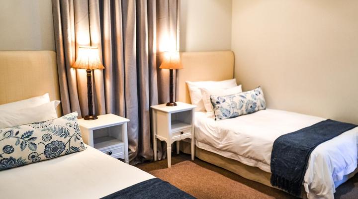 MontMartre Chalets & Venue