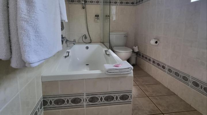 MontMartre Chalets & Venue