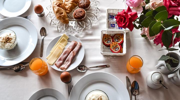 MontMartre Chalets & Venue