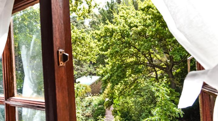 MontMartre Chalets & Venue