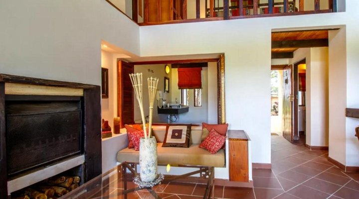 Blue Mountain Luxury Lodge